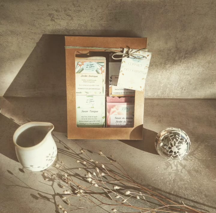 Coffret cadeau de 4 savons 1 Coffret cadeau de 4 savons
